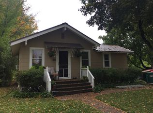 110 Arthur Ave E, Winsted, MN 55395