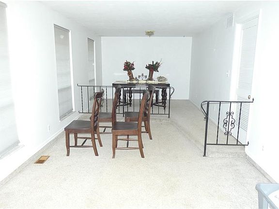 2nd image of 7269 Cohasset Dr
