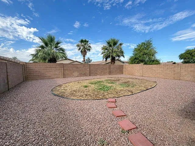 16177 W Calavar Rd — Photo 20