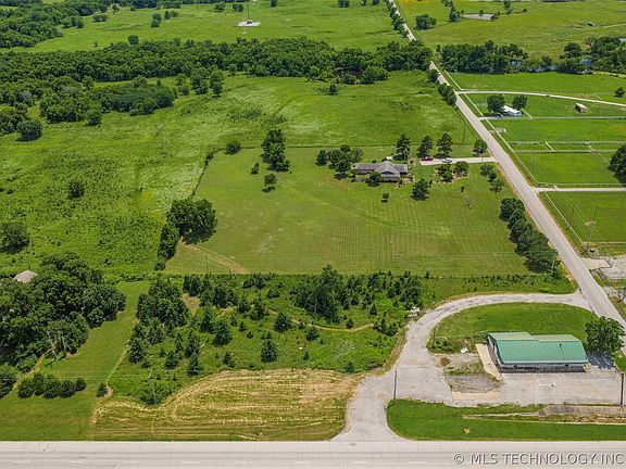 2nd image of 132 E State Highway 51
