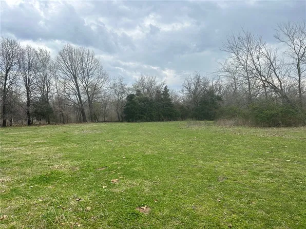 15777 W Highway 72, Gravette, AR 72736