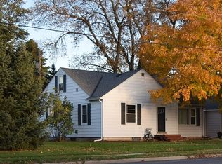 1511 N Cedar Ave, Owatonna, MN 55060