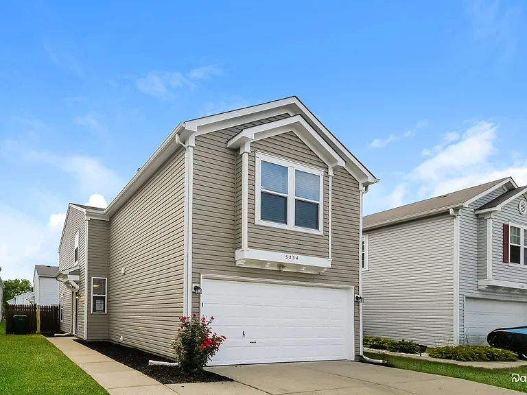 5254 Tufton Dr — Photo 2