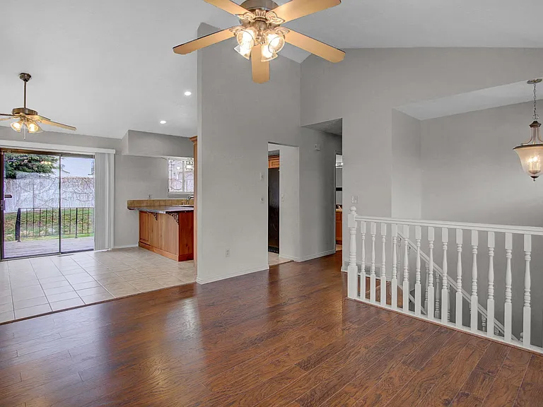 1179 E 2450 N — Photo 24