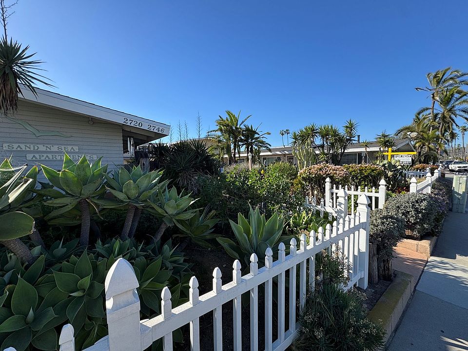 2nd image of 2720-2746 Pierpont Blvd #2736