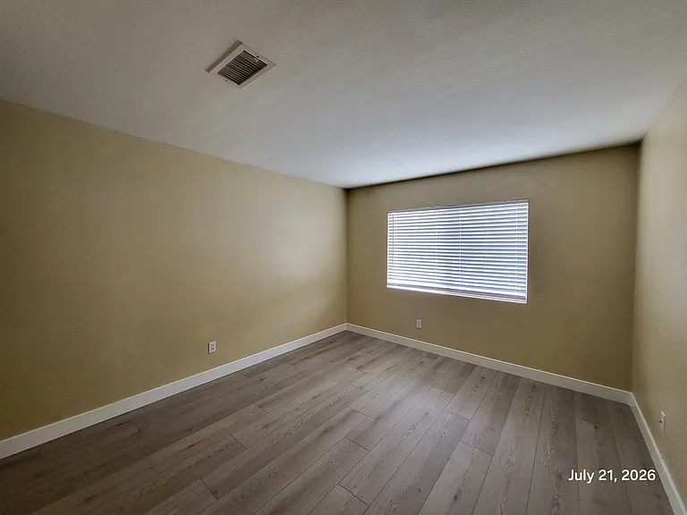 197 Winnsboro St — Photo 15