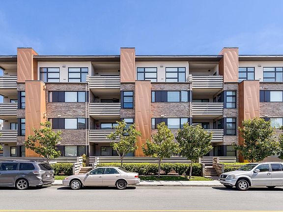3rd image of 1838 Ogden Dr APT 108