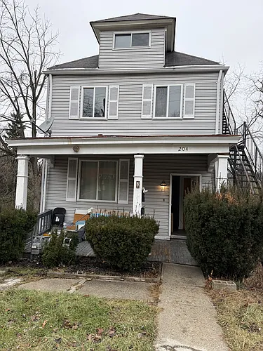 204 Minooka Street- (Being Sold) - 2nd and 3rd Floor Photo 1