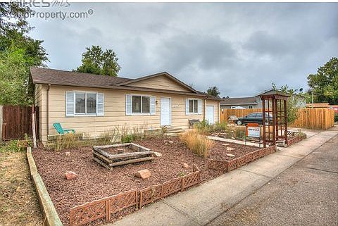 1st image of 2060 Wedgewood Ct