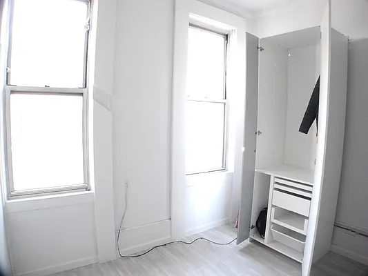 Rented by Beyond Property Group | media 12