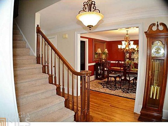 2nd image of 2151 Potomac Pl