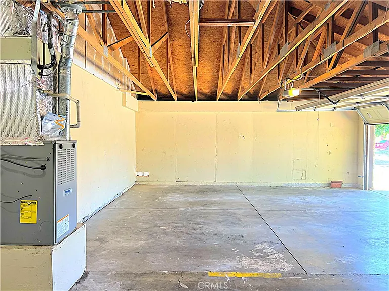 2826 San Ramon Dr — Photo 17