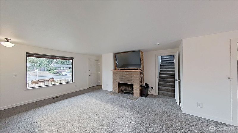 3rd image of 1817 N Frace Street