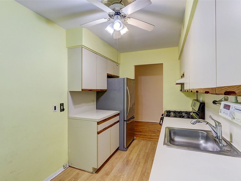 30 Pearsall Ave Glen Cove, NY, 11542 Apartments for Rent Zillow