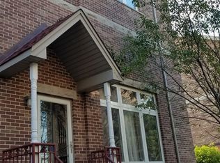 3601 W 53rd St APT 8, Chicago, IL 60632