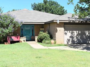 8404 Olympia Dr, Amarillo, TX 79110