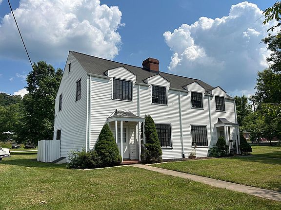 2nd image of 546 Lowe St