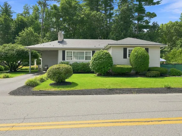 33 Palomino Lane, Bedford, NH 03110