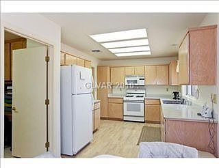 3rd image of 3008 Norsemen Ct