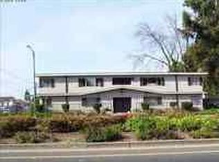 8451 Bancroft Ave, Oakland, CA 94605