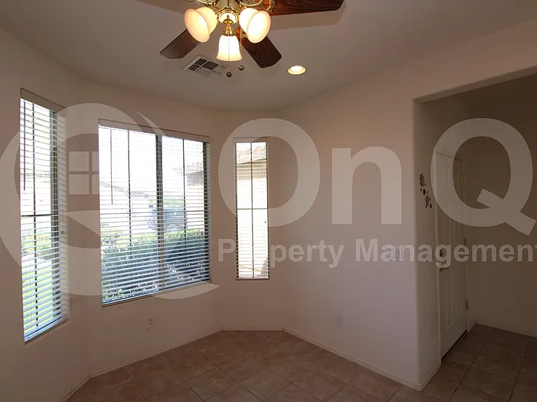 42599 W Candyland Pl — Photo 15