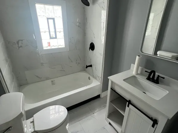 2773 E 119th St Unit 2, Cleveland, OH 44120