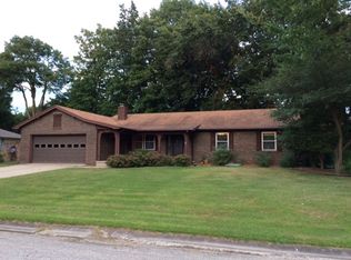 3217 Suncrest Dr, Danville, IL