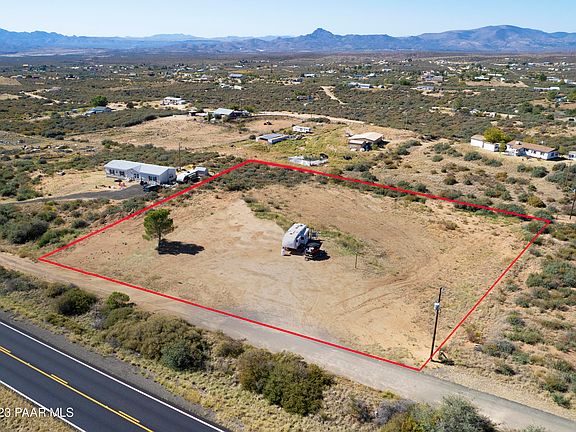 3rd image of 8670 S Highway 89