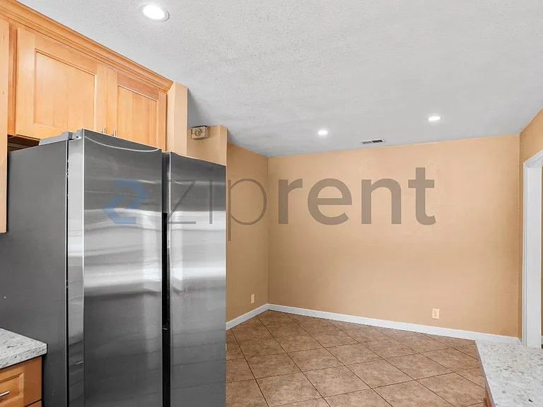23 Cedar Way — Photo 15