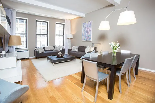 Rented by iAdvise Real Estate LLC | media 13