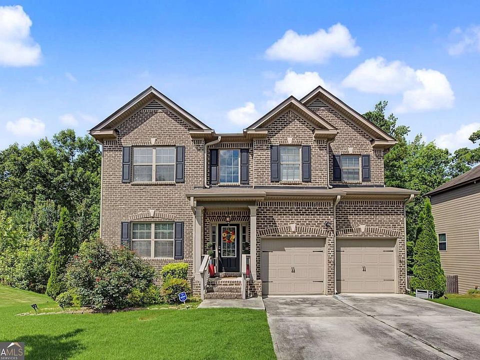 1st image of 670 Silver Oak Dr