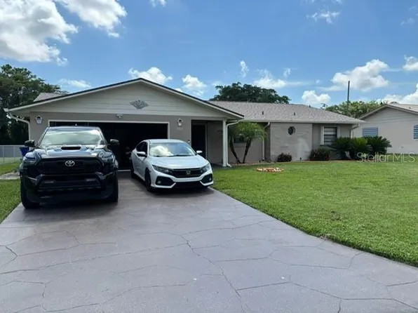 4310 Medina Way, Sebring, FL 33875