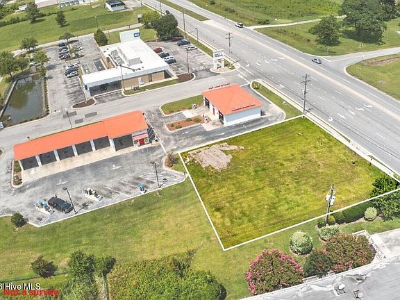 2nd image of 2848 Piney Green Road