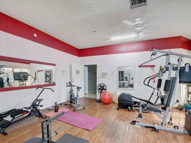 200 Waterway Dr S #104 — Photo 37