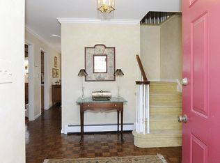 5 Wayne Ct, Ho Ho Kus, NJ 07423