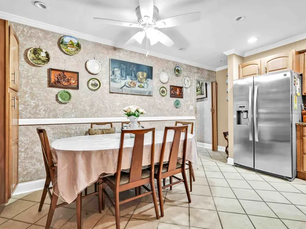 1623 George Street image 11 of 25