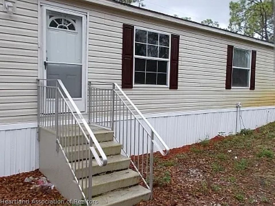 1st image of 719 River Dr