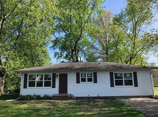 615 W Austin St, Tolono, IL 61880