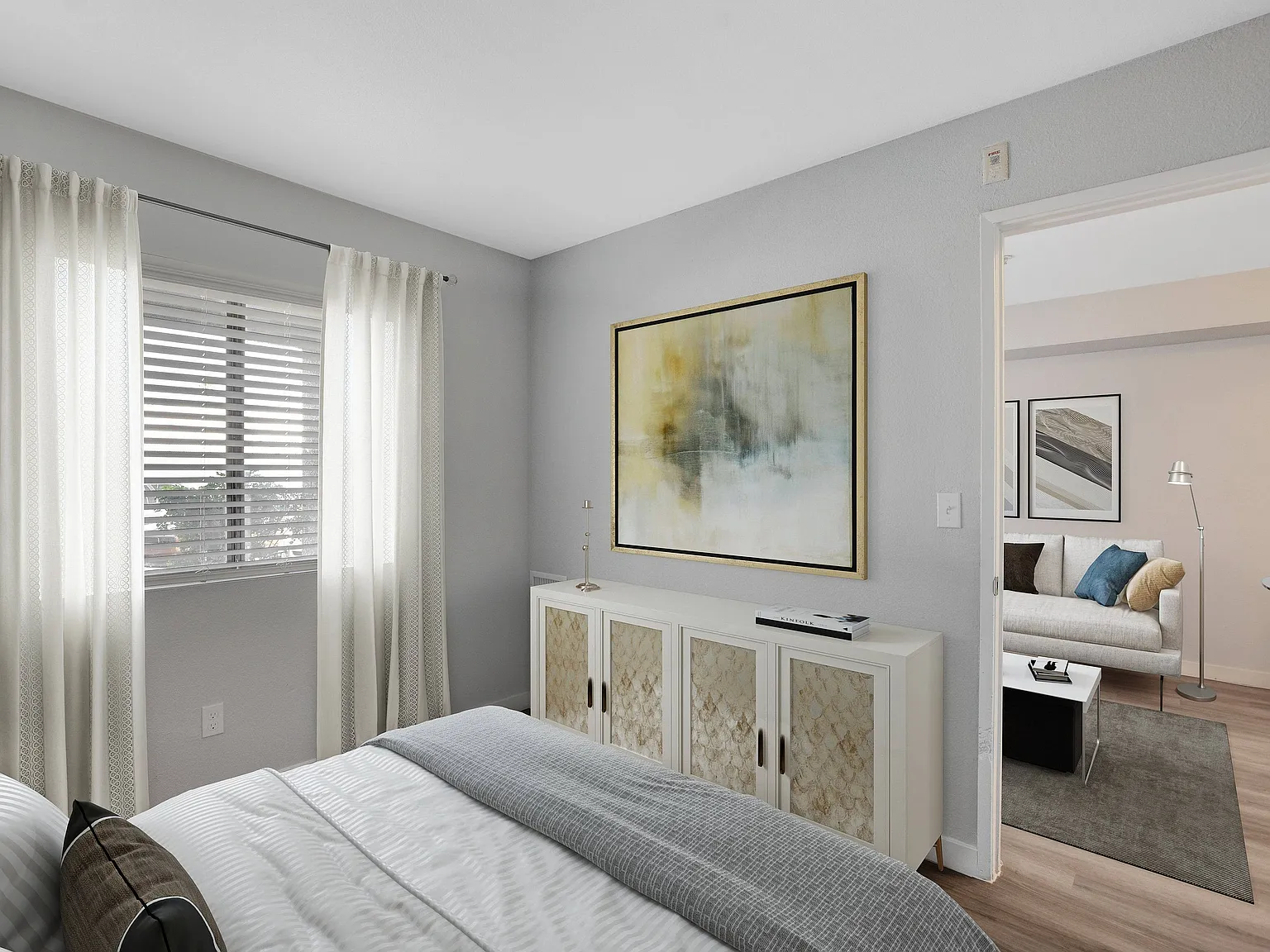 Mezzo Apartments — Photo 2
