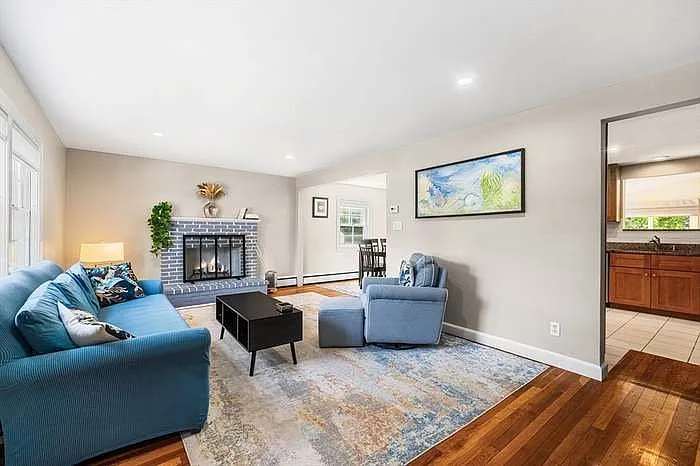 Single Family House for rent 4Bedroom 2Bathroom — Photo 2