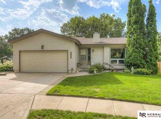 6209 N 111th Cir, Omaha, NE 68164