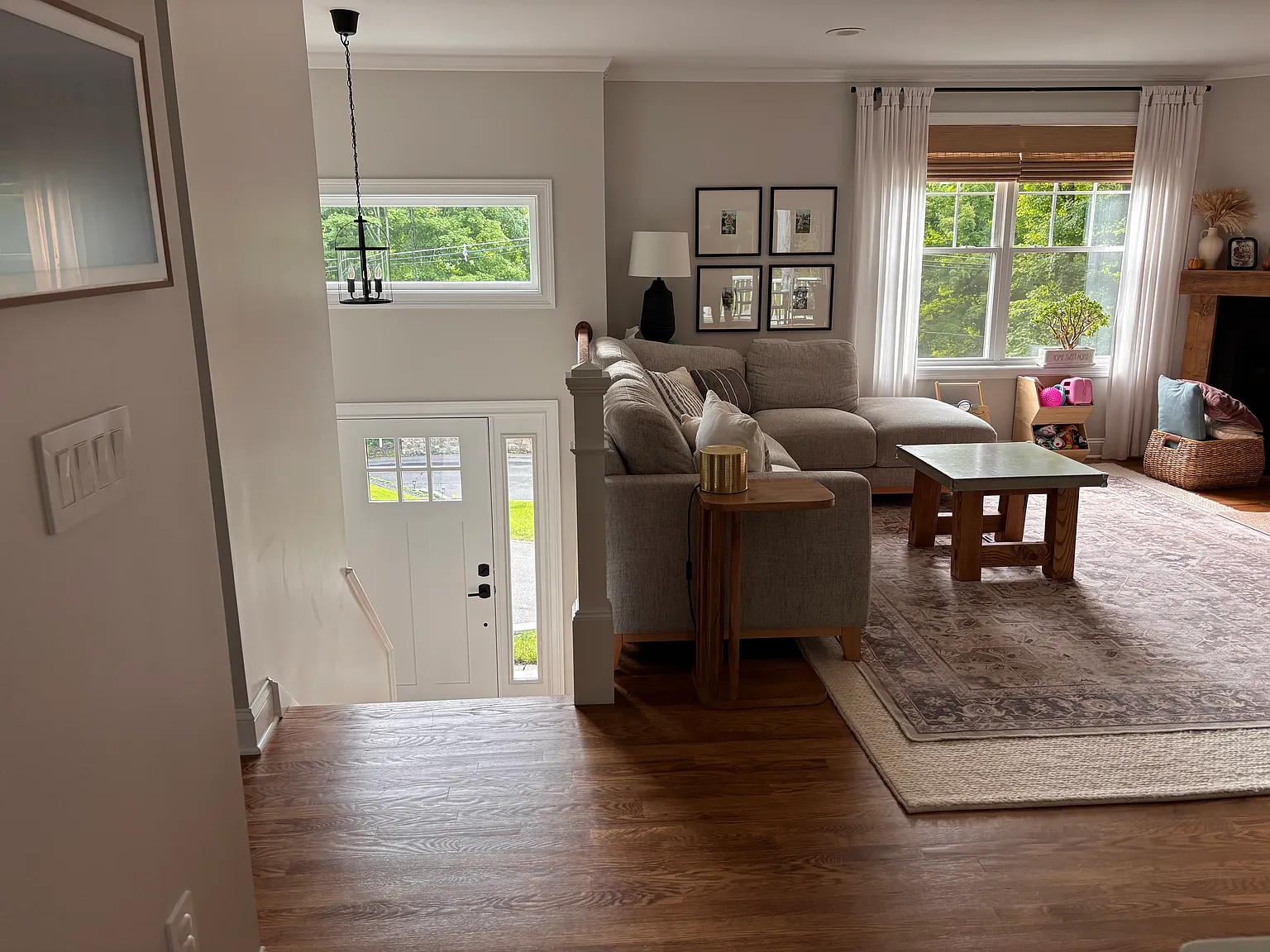 4 bed, 2300 sqft, $4,500 — Photo 3