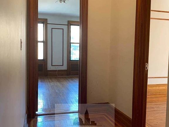 5th image of 90 Edgecombe Ave #3R