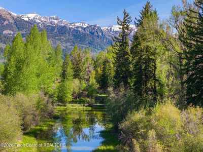 4260 W River Springs Dr, Wilson, WY, 83014