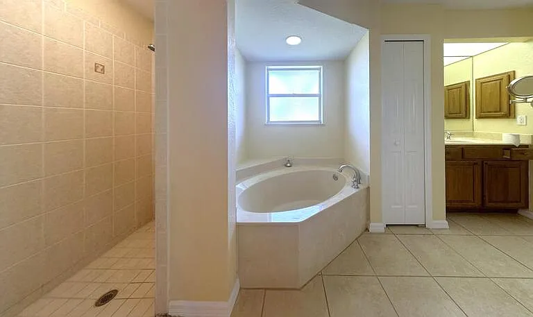 95 White Marsh Ln — Photo 24
