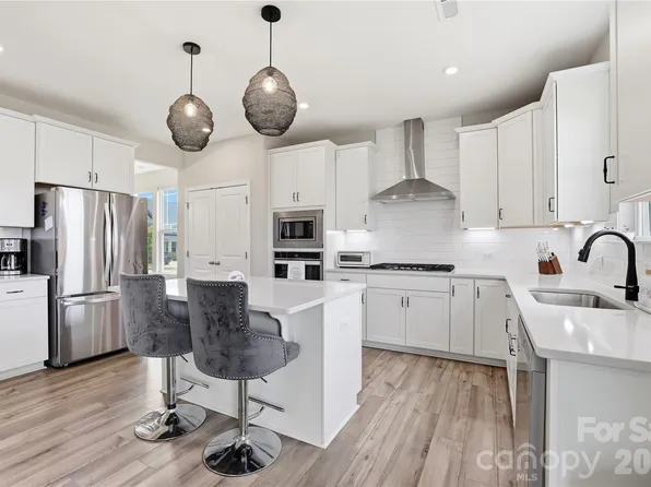 6012 Millbridge Pkwy, Waxhaw, NC 28173