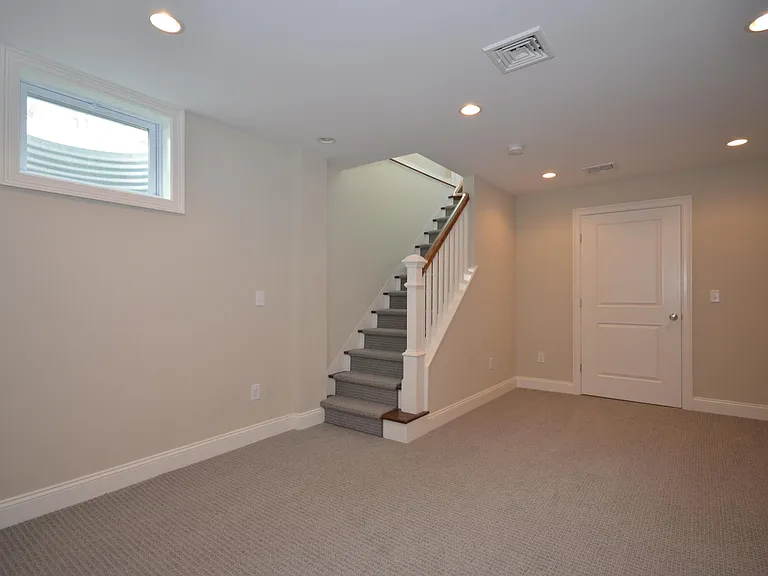91 Maple St — Photo 27