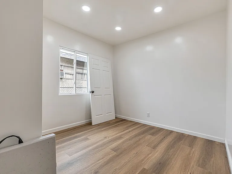 12856 Rubens Ave — Photo 32
