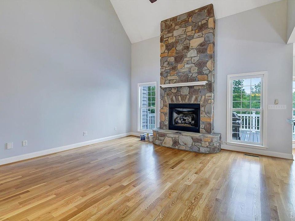 911 Police Tower Rd, Appomattox, VA 24522 Zillow