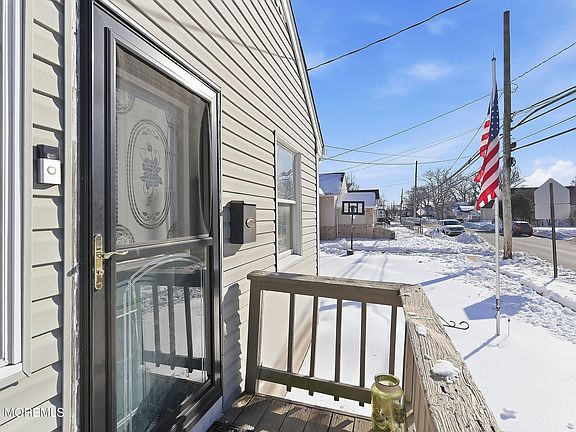 5th image of 92 Ocean Avenue